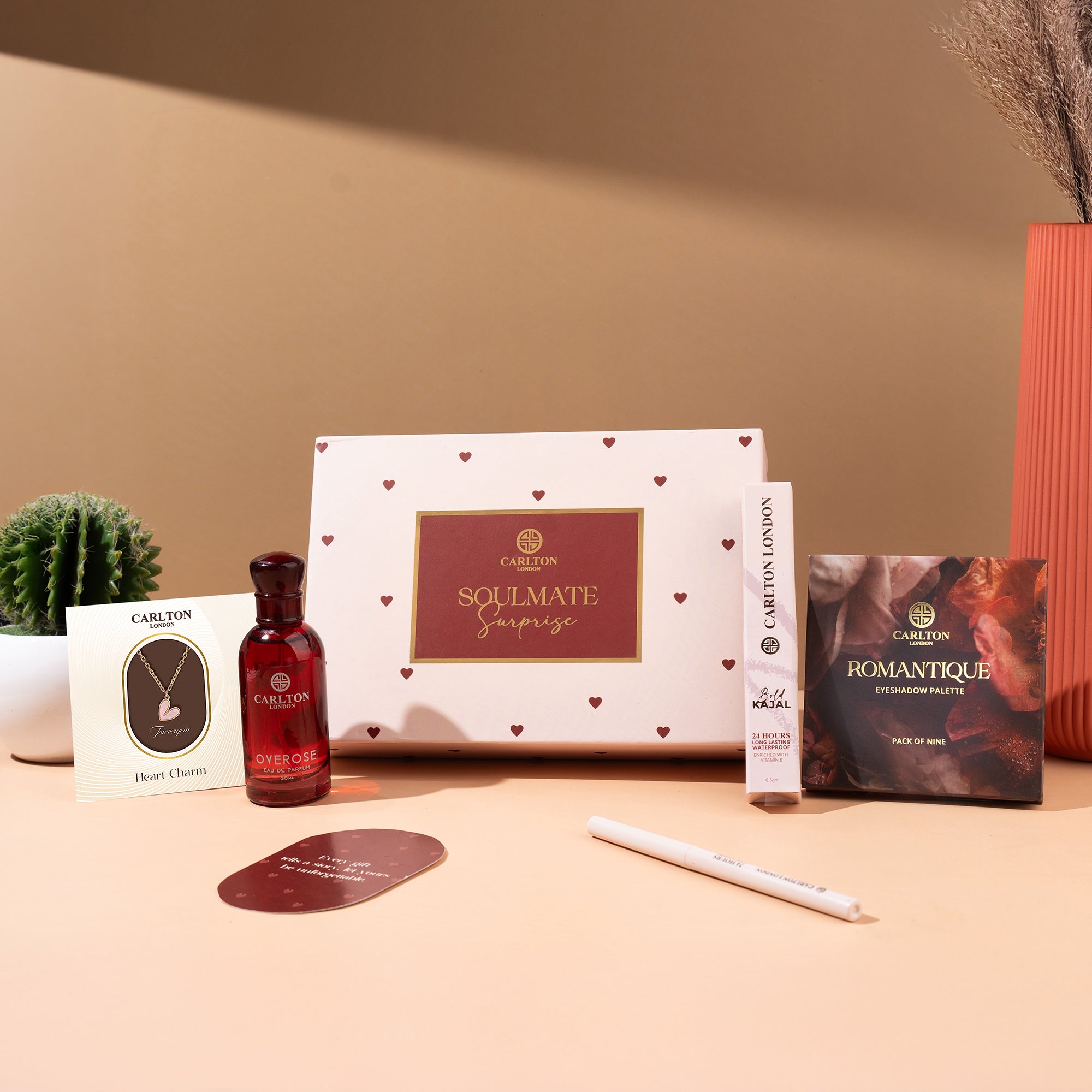 Adore Me Gift Box: A Love-Filled Collection of Beauty & Elegance