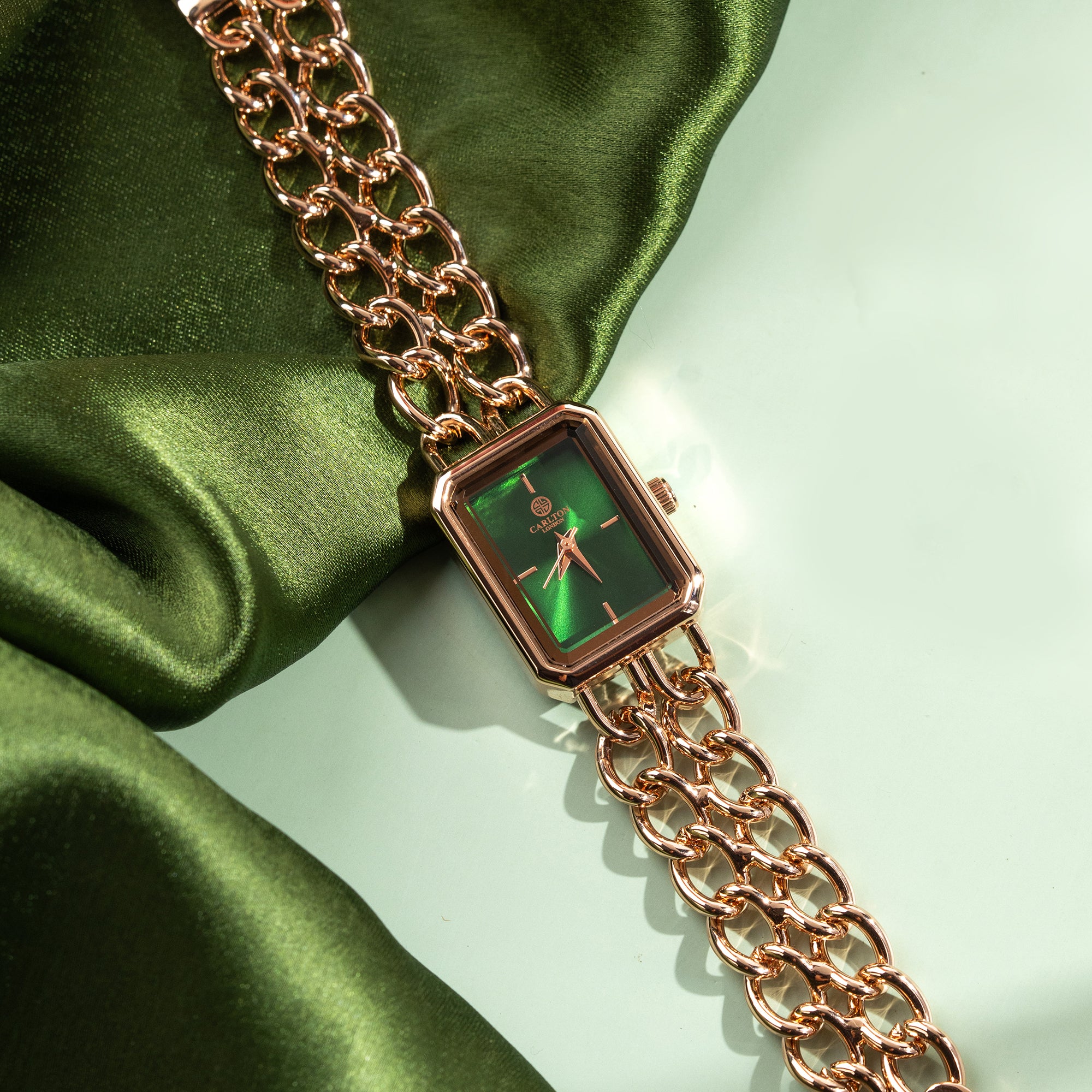 Victoria: Women's Gold/Green Analog Watch
