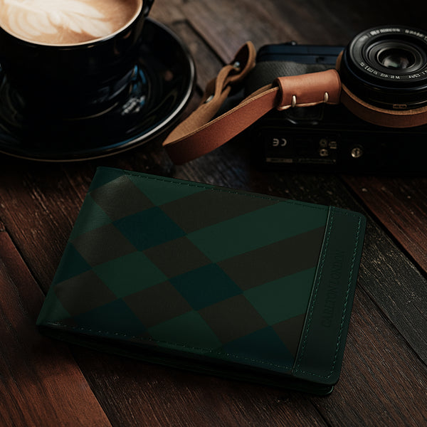 Carlton London Graffiti Grid Men's Leather Wallet