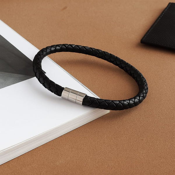 Carlton London | Men Knox Leather Bracelet