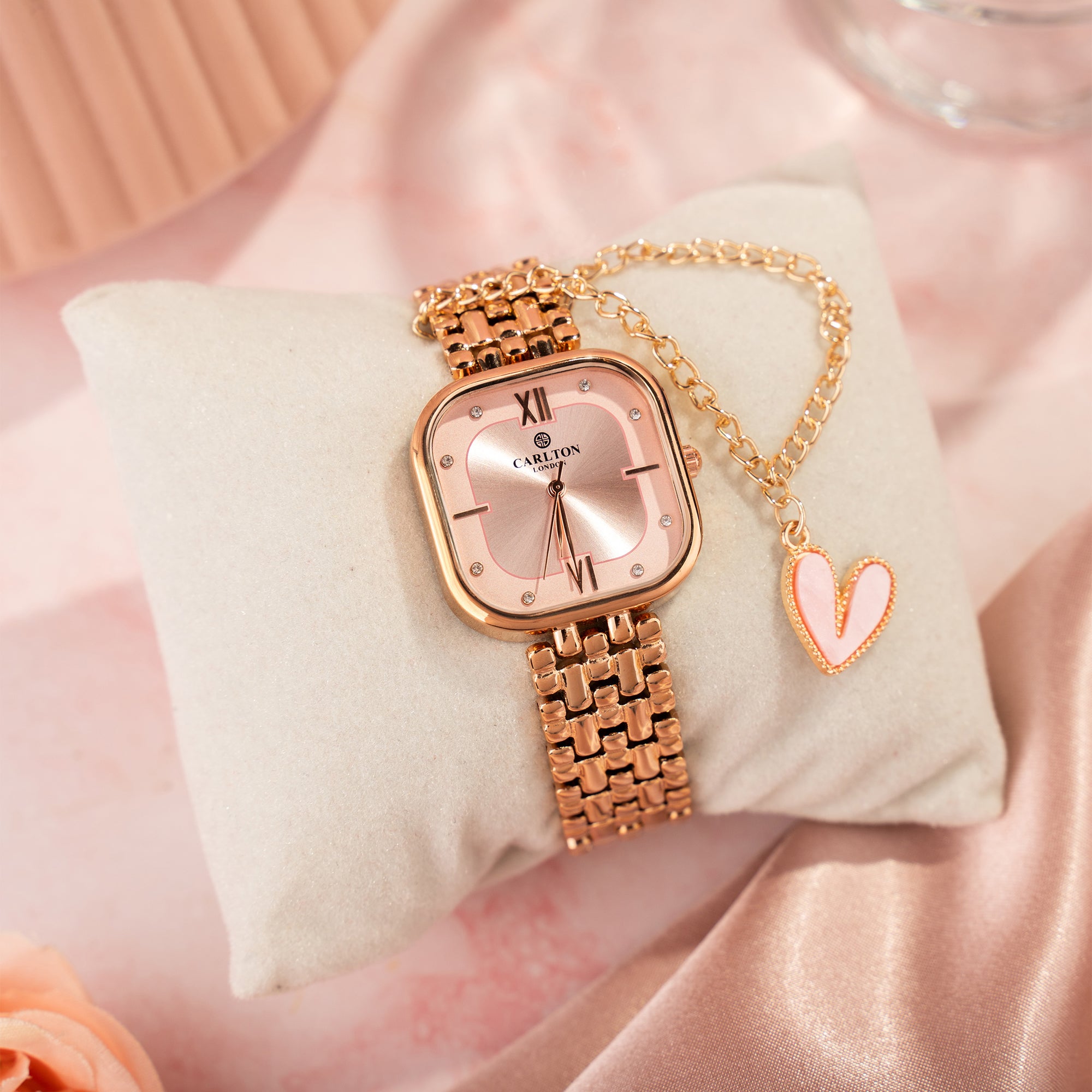 Chelsea: Women Rose Gold/Pink Stainless Steel Analog Watch