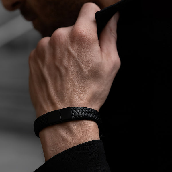 Carlton London | Men Leather Terra Band Bracelet