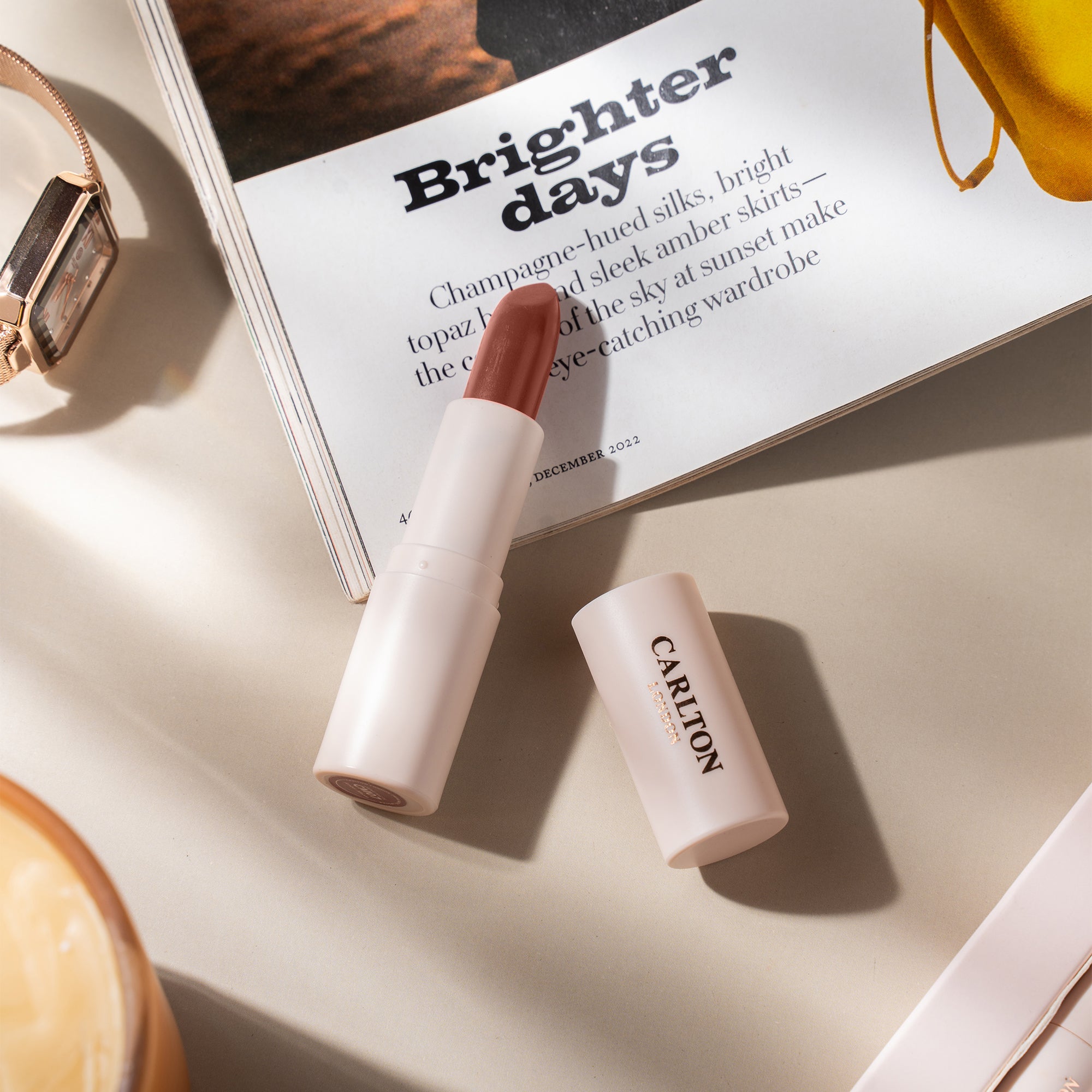 Creamy Matte Bullet Lipstick (Beach Buff)