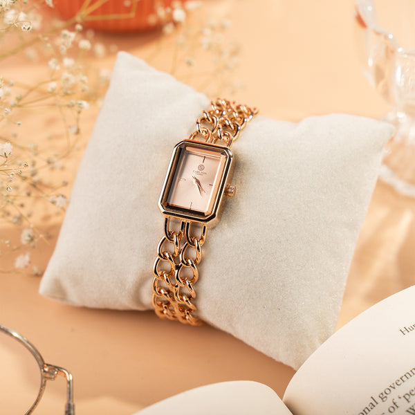 Victoria: Women's Rose Gold Analog Watch