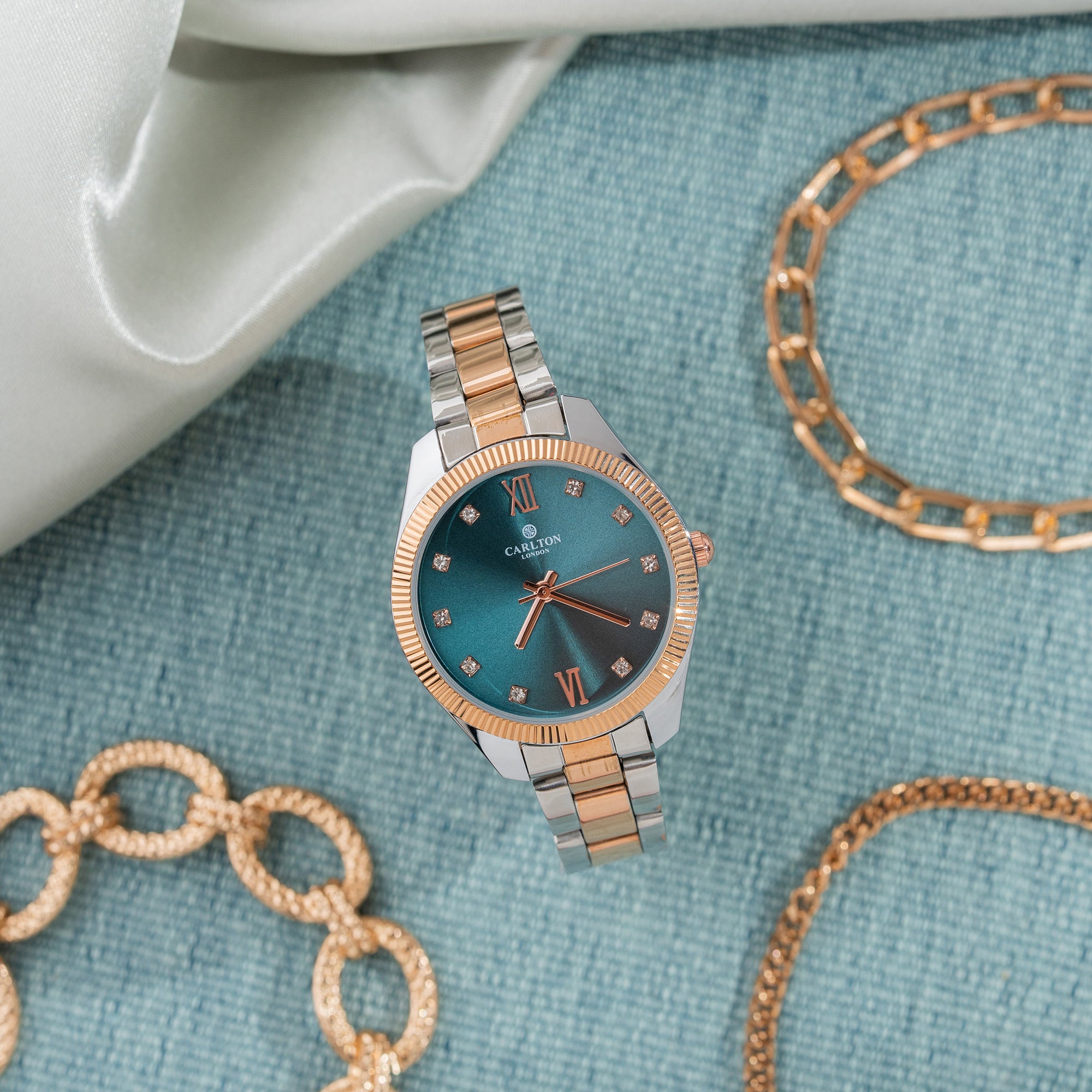 Women Gift Set 4 Of Blue Dial Watch + 3 Bracelets - CLPLG076