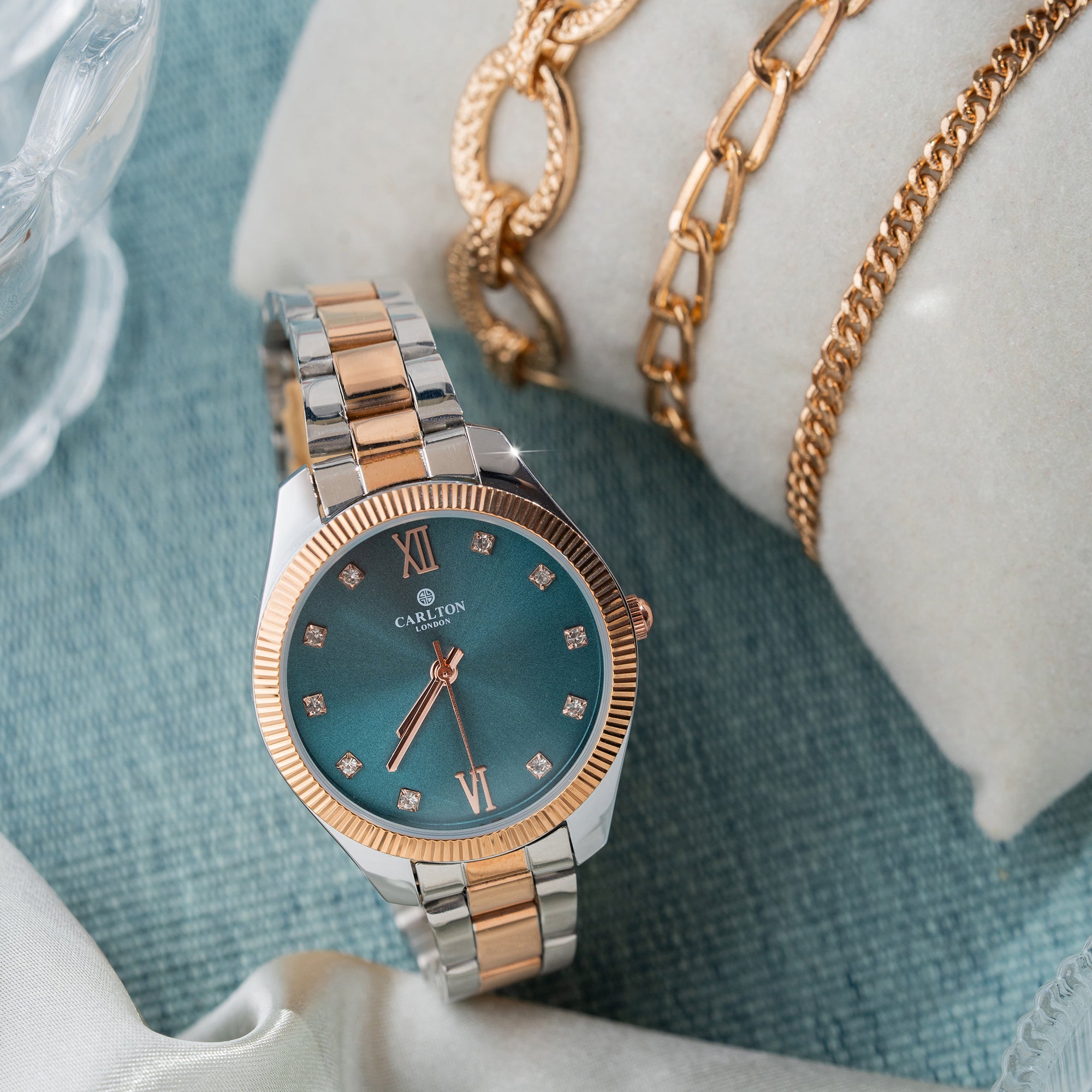 Women Gift Set 4 Of Blue Dial Watch + 3 Bracelets - CLPLG076