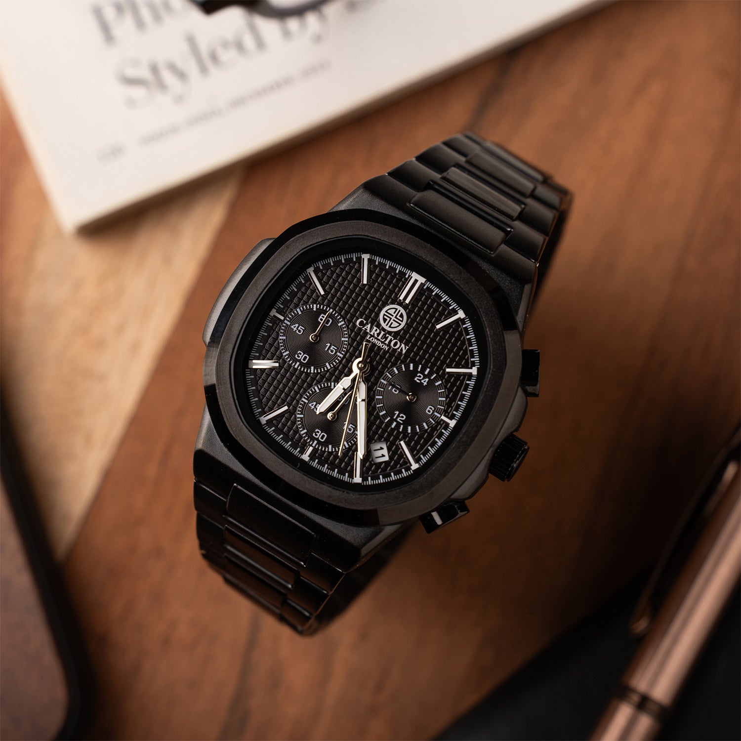 Parker: Men's All-Black Analog Watch - CLSDBLKM