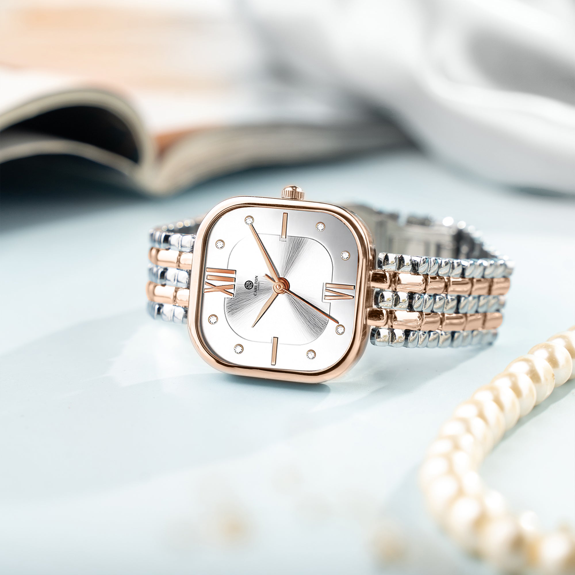 Chelsea: Women White Dial Stainless Steel Watch