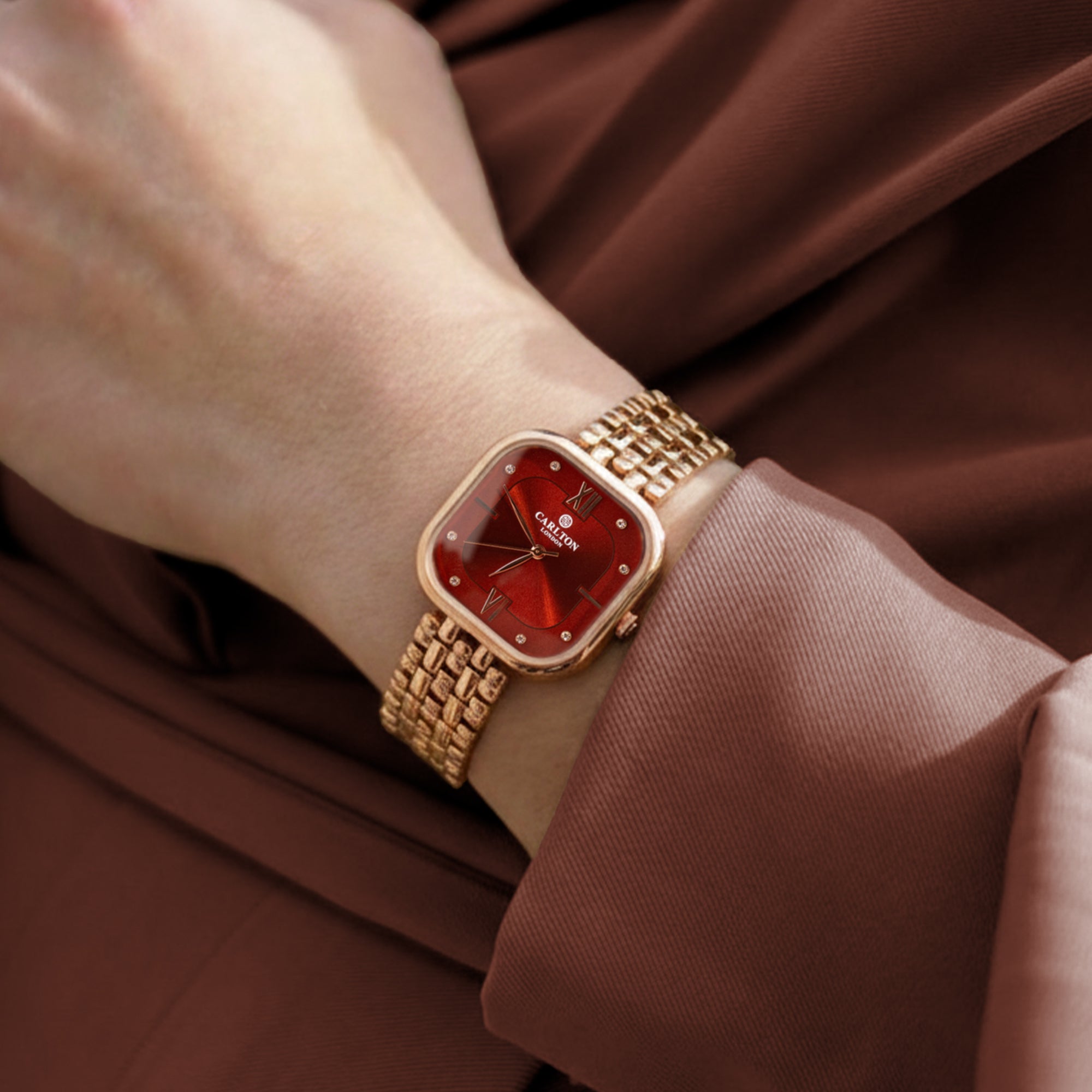 Chelsea: Women Gold / Red Stainless Steel Analog Watch - CLSSCRED