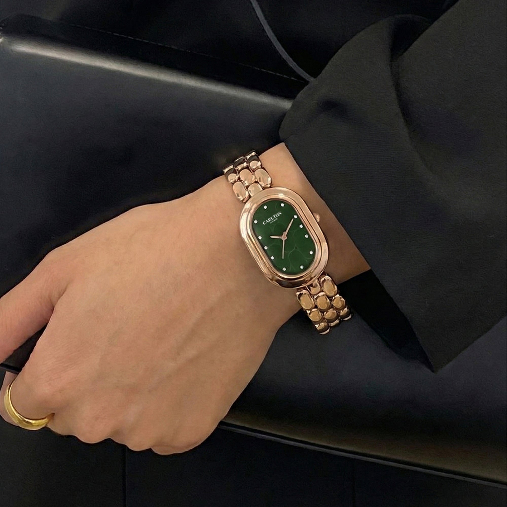 Carlton London Women Cecil Green Analog Watch CL-CEC-GRN