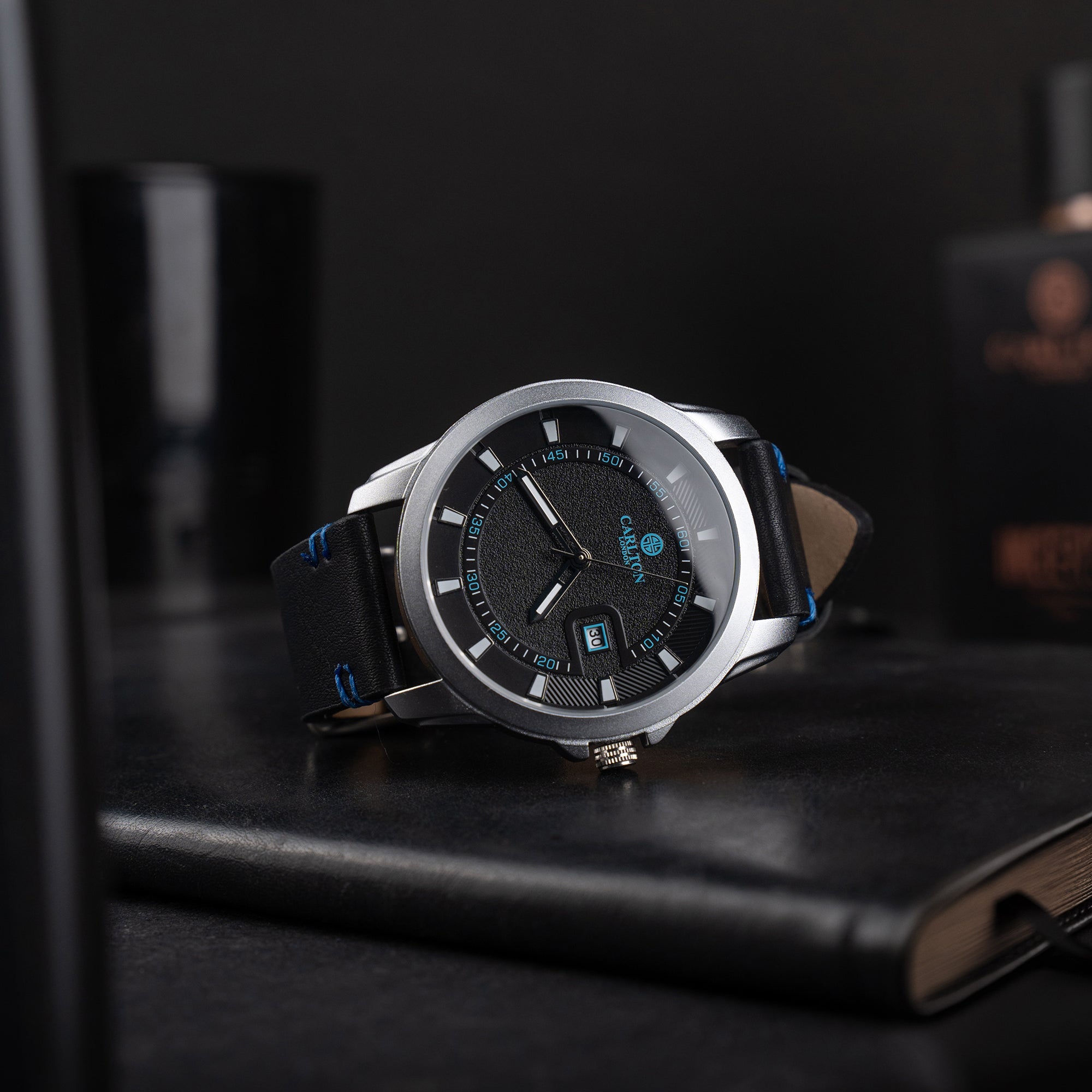 Duke: Men Blue / Black Analog Watch