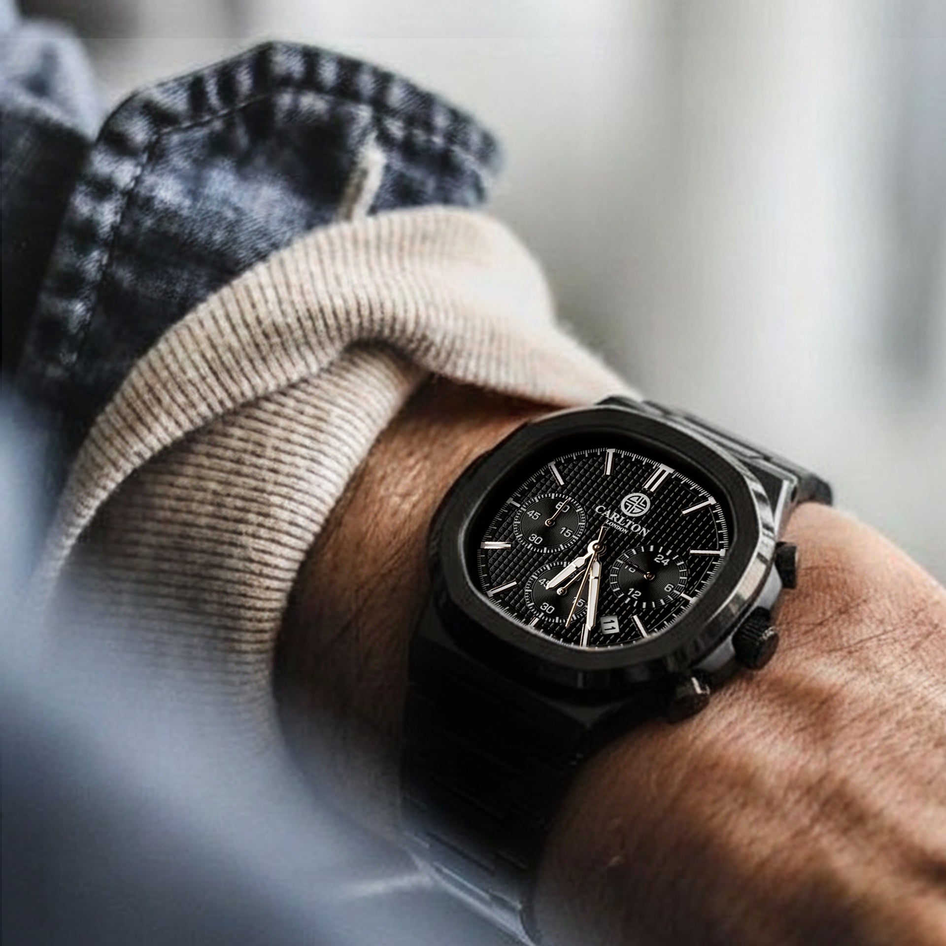 Parker Men's All-Black Analog Watch - CLSDBLKM - Image 1