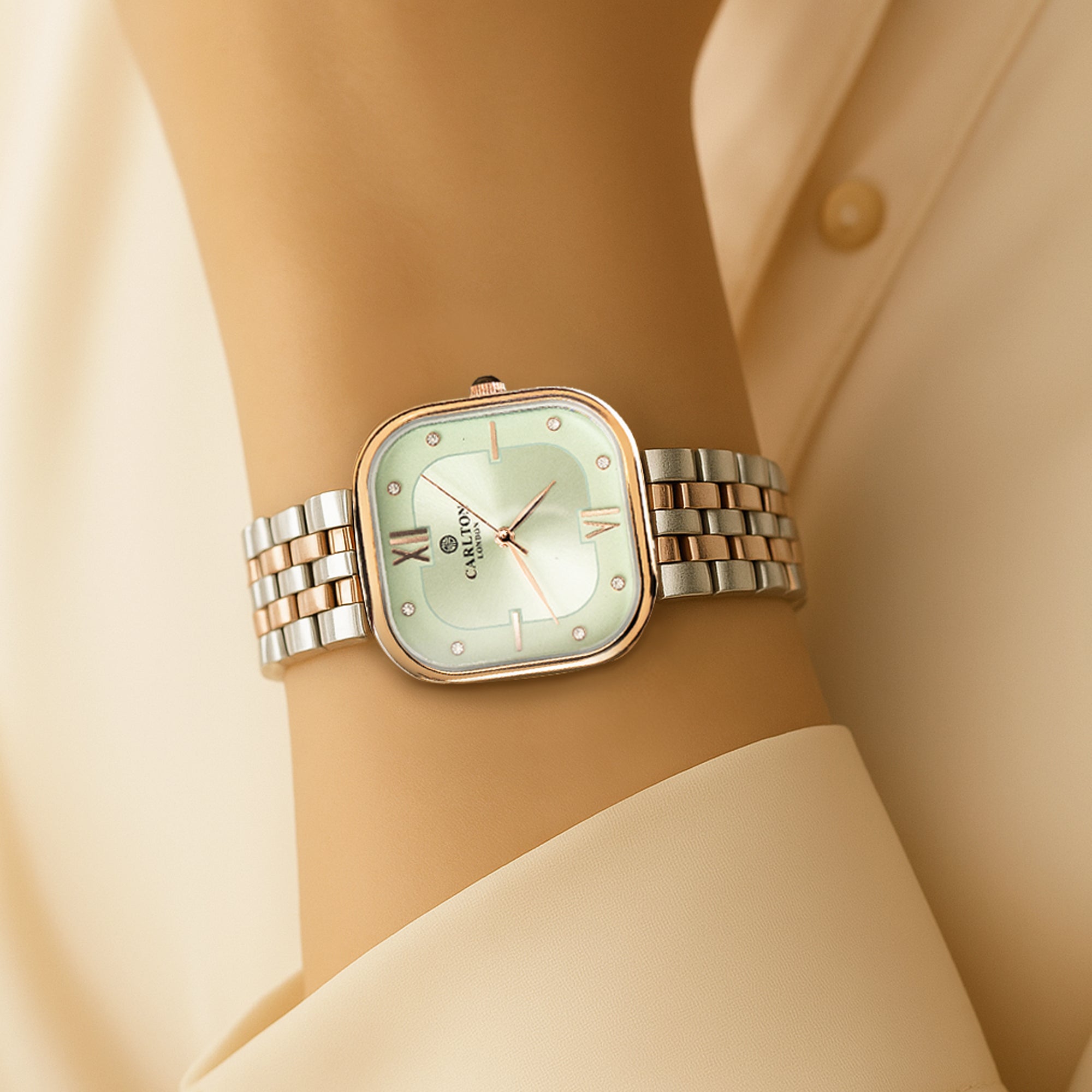 Chelsea: Women Green Dial Stainless Steel Analog Watch