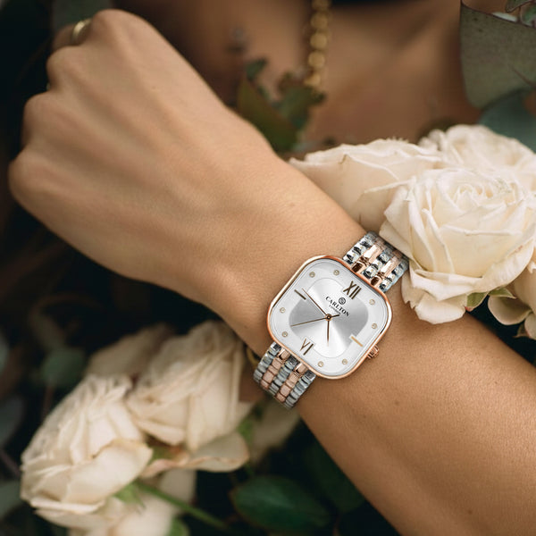 Chelsea: Women White Dial Stainless Steel Watch